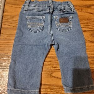 Wrangler jeans 6-9 m